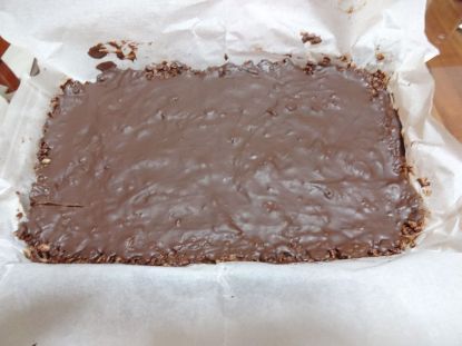 תמונה של נשנושי שוקולד עם פצפוצי אורז