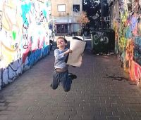 תמונה של גרפיטיקידס: סיור אמנות רחוב ויצירה לילדים