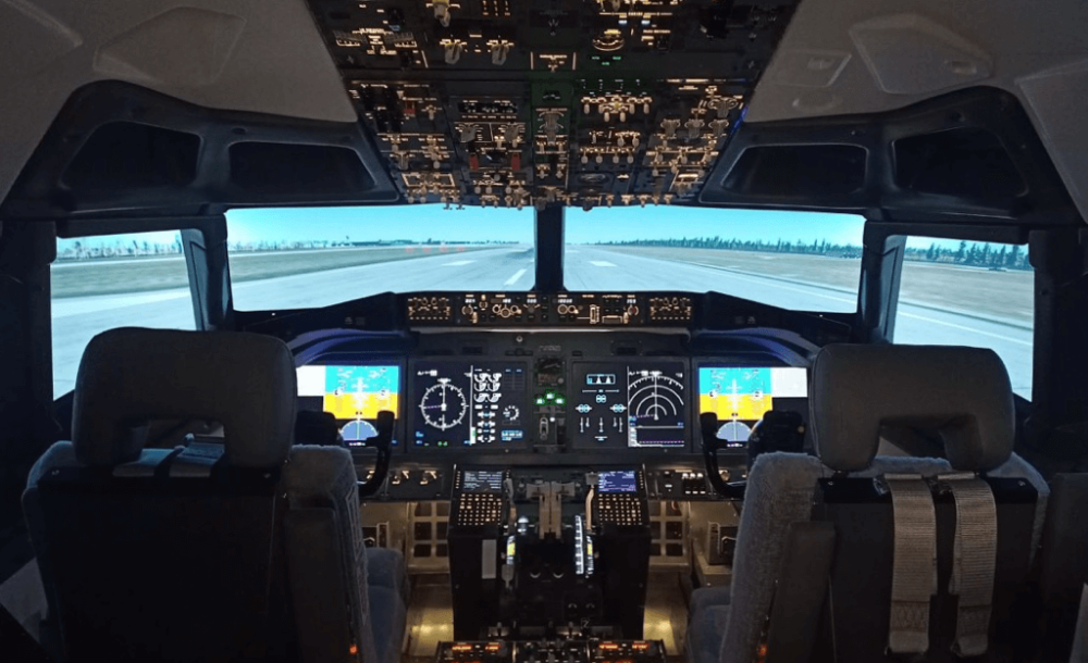 תמונה של חוויה בסימולטור טיסה Boeing 737 MAX