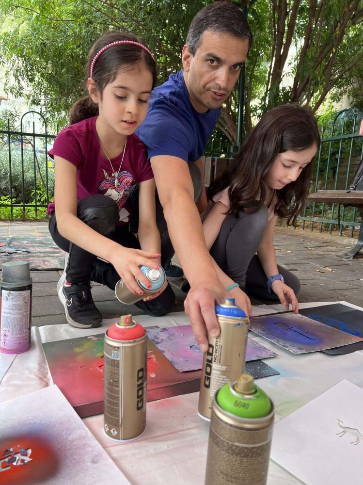 תמונה של גרפיטיקידס למשפחות בסוכות