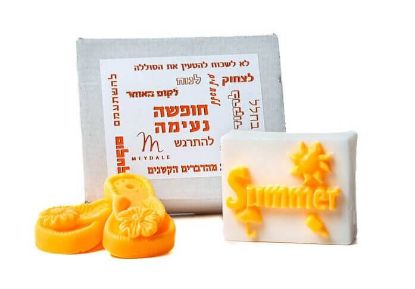 תמונה של מארז מתנה סבון SUMMER וכפכפים מסבון - מתנה לסוף שנה