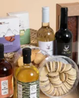 תמונה של מרימים לחג - מארז מתנה להרמת כוסית ואירוח בראש השנה
